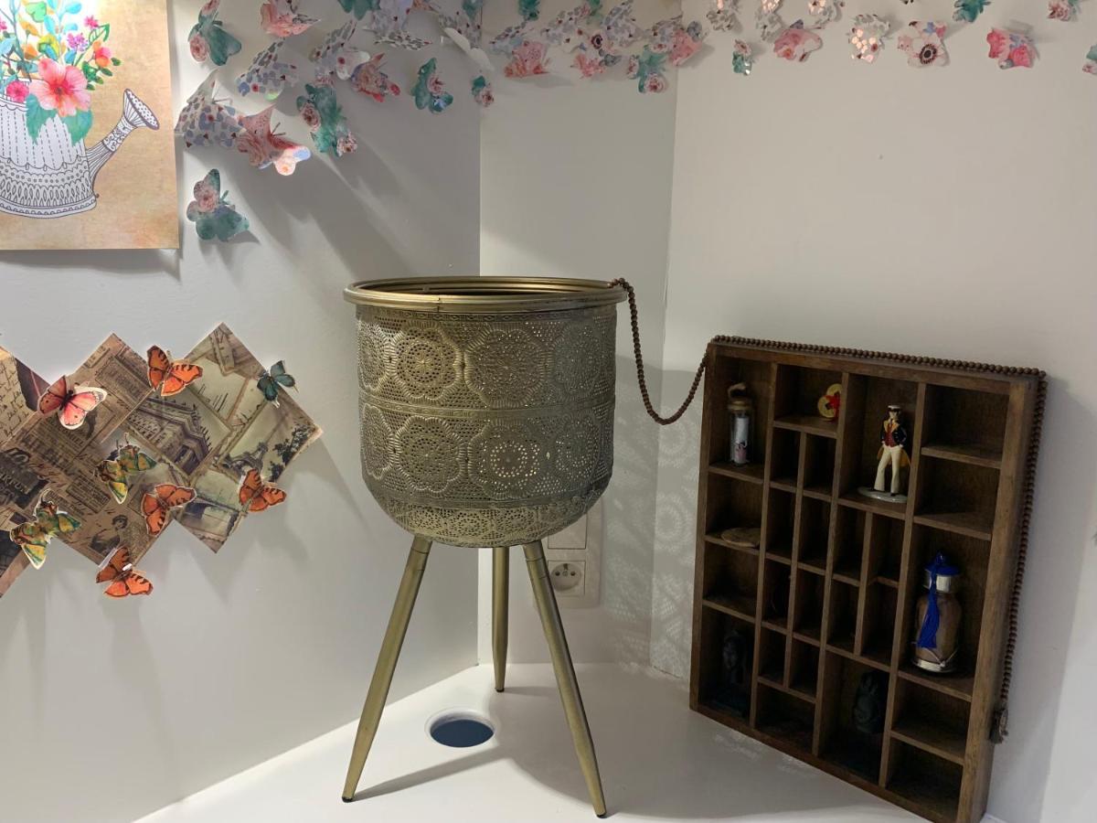 Le Pavillon De Flore By Maison Brasseurs D'Etoiles 列日 外观 照片
